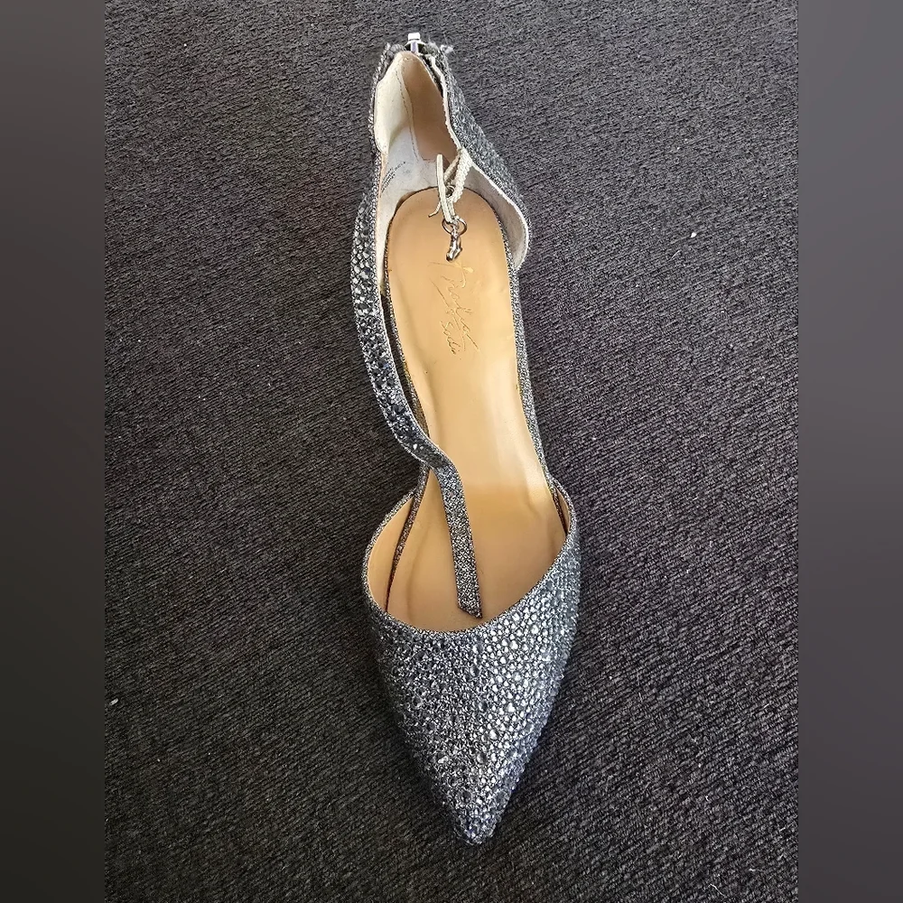 Thalia Sodi Silver Heels with Ankle Straps - Picture 4 of 10